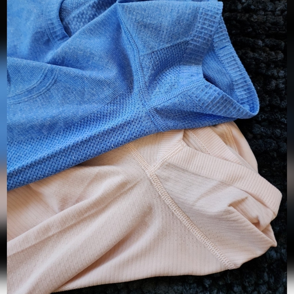 ❤️SOLD❤️ Lululemon Swiftly Tech Short Sleeve Shirts Lot of 2!! - Picture 4 of 6